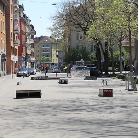 Stay2Night City Center Hostel Цюрих Экстерьер фото