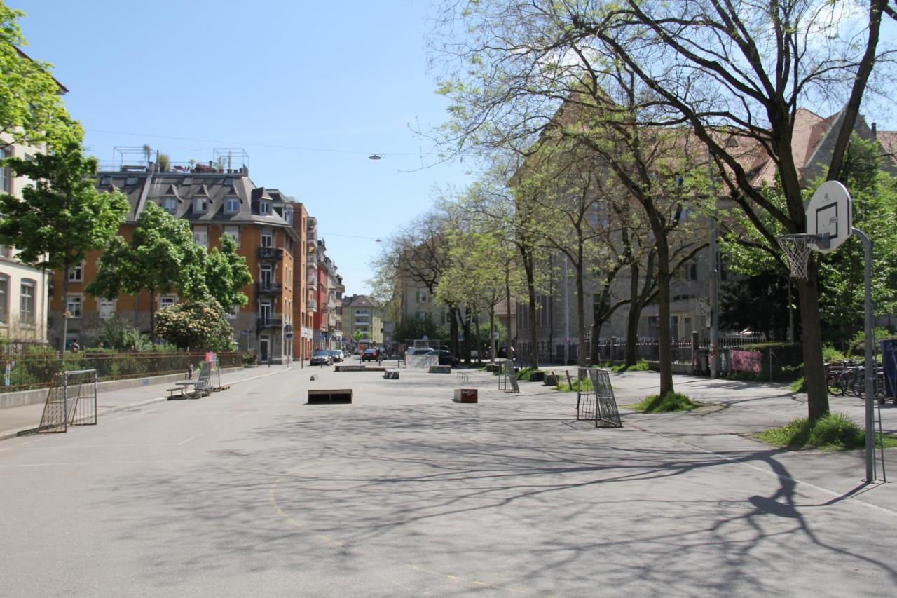 Stay2Night City Center Hostel Цюрих Экстерьер фото