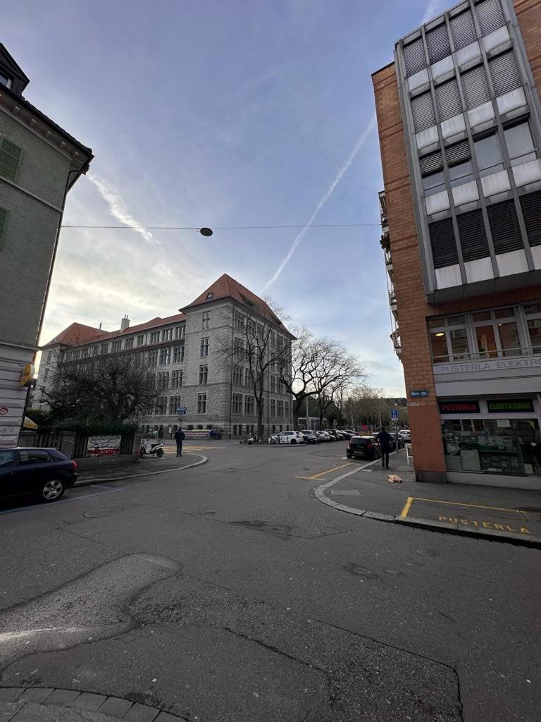Stay2Night City Center Hostel Цюрих Экстерьер фото